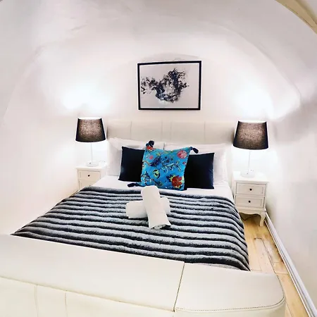 Piccadilly Circus Collections Apartment London Exterior photo