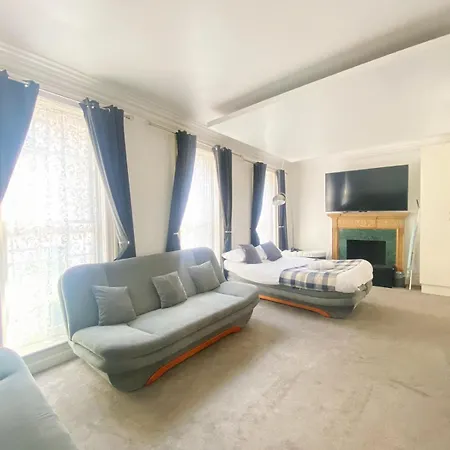 Piccadilly Circus Collections Apartment London Exterior photo