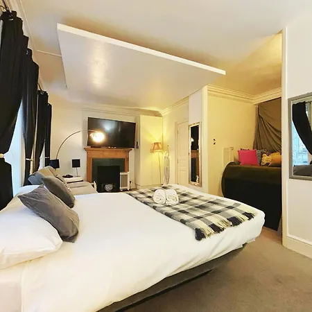 Piccadilly Circus Collections Apartment London Exterior photo